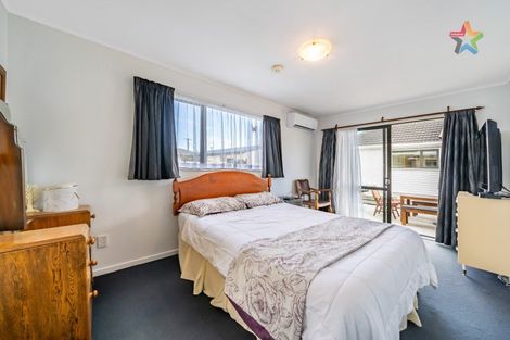 Photo of property in 4 Roberts Street, Wainuiomata, Lower Hutt, 5014
