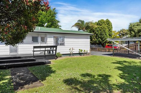 Photo of property in 73 Chichester Drive, Rosehill, Papakura, 2113