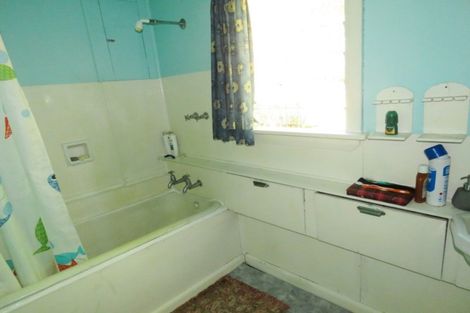 Photo of property in 21 Grey Road, Reefton, 7830