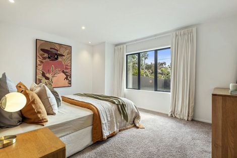 Photo of property in 2/2 Omana Road, Milford, Auckland, 0620