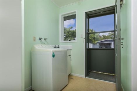 Photo of property in 4 Chislehurst Street, Henderson, Auckland, 0612