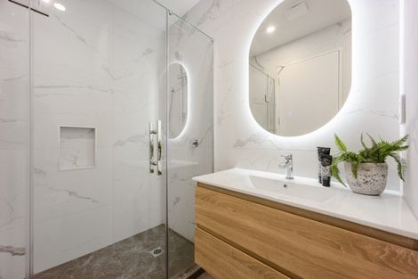 Photo of property in 7 Makumaku Place, Long Bay, Auckland, 0630