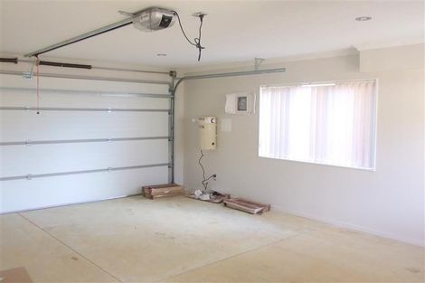 Photo of property in 46a Russell Road, Manurewa, Auckland, 2102