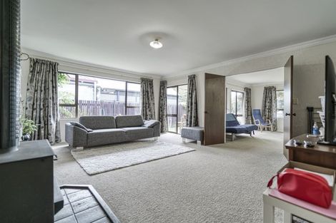 Photo of property in 124 Grey Street, Cambridge, 3434