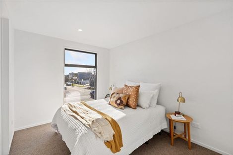 Photo of property in 2/90 Browns Road, St Albans, Christchurch, 8014