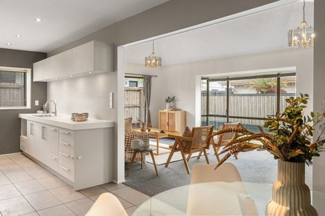 Photo of property in 2/213 Colombo Street, Sydenham, Christchurch, 8023