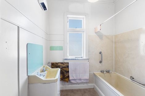 Photo of property in 16 Bell Street, Hamilton East, Hamilton, 3216