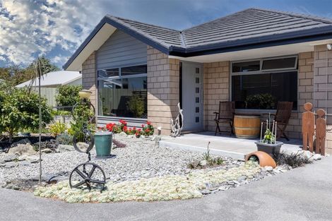 Photo of property in 35 Lakings Road, Springlands, Blenheim, 7201