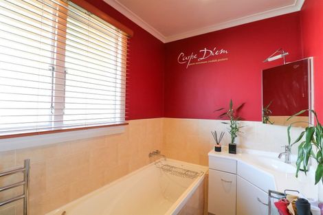 Photo of property in 13 Hanan Place, Parkside, Timaru, 7910