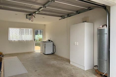 Photo of property in 44 Larne Avenue, Pakuranga Heights, Auckland, 2010