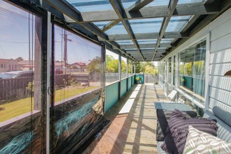 Photo of property in 16 Linklater Avenue, Foxton Beach, Foxton, 4815