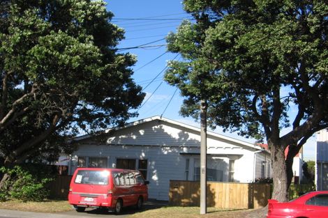 Photo of property in 90 Miramar Avenue, Miramar, Wellington, 6022