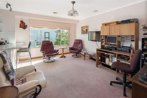 Photo of property in 3 Swinford Crescent, Johnsonville, Wellington, 6037