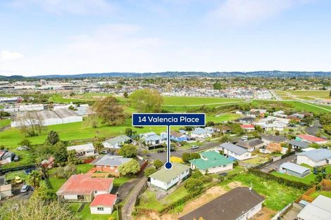 Photo of property in 14 Valencia Place, Manurewa, Auckland, 2102