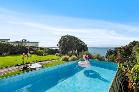 Photo of property in 49 Torkar Road, Clarks Beach, 2122