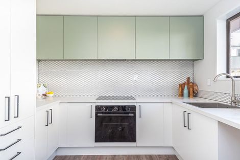 Photo of property in 2/61 Caledonian Road, St Albans, Christchurch, 8014