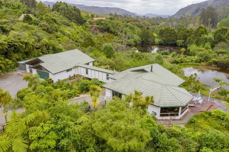 Photo of property in 14 Makahika Road, Levin, 5571