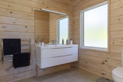 Photo of property in 2 Paulines Way, Wharewaka, Taupo, 3330