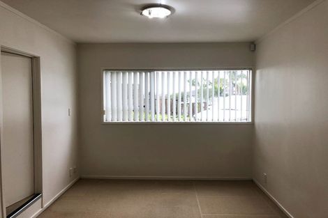 Photo of property in 17 Olena Avenue, Sunnyhills, Auckland, 2010