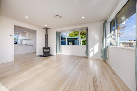 Photo of property in 50 Fernaig Street, Papakura, 2110