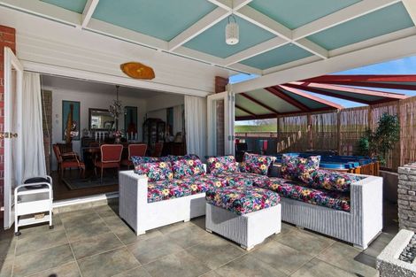 Photo of property in 87 Riverside Drive, Whakatane, 3120