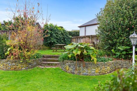 Photo of property in 19 Regent Street, Brookfield, Tauranga, 3110