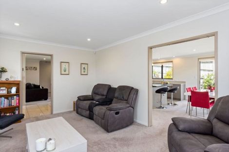 Photo of property in 168 Waterside Drive, Pyes Pa, Tauranga, 3112