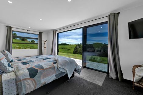 Photo of property in 489 Smart Road, Hillsborough, New Plymouth, 4372