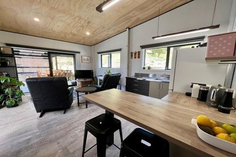 Photo of property in 33 Grahamtown Road, Onerahi, Whangarei, 0174