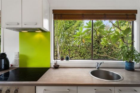 Photo of property in 2/28 Marina Road, Torbay, Auckland, 0630