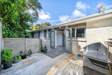 Photo of property in 6 Gawler Grove, Wainuiomata, Lower Hutt, 5014
