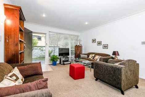 Photo of property in 2/29 Dudley Road, Mission Bay, Auckland, 1071