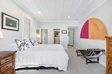 Photo of property in 5 Sentinel Road, Herne Bay, Auckland, 1011