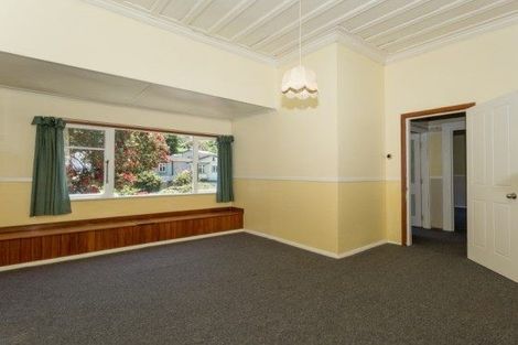 Photo of property in 37 Faraday Street, Hospital Hill, Napier, 4110