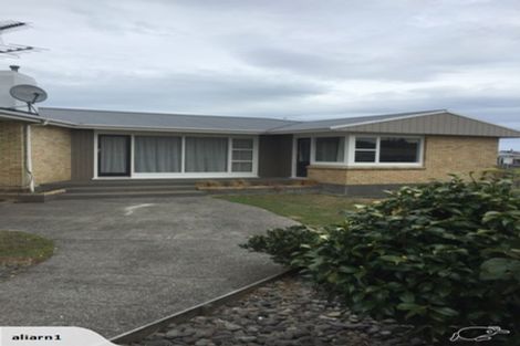 Photo of property in 104 Manawapou Road, Hawera, 4610