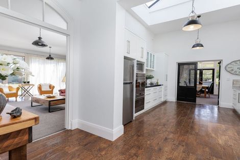 Photo of property in 2 Hunter Crescent, Waimate, 7924