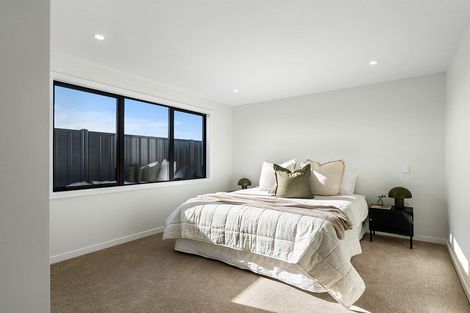 Photo of property in 6/102 Eriksen Road, Te Awa, Napier, 4110