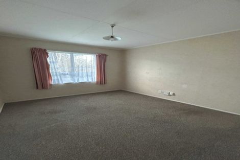 Photo of property in 48 Apollo Parade, Milson, Palmerston North, 4414