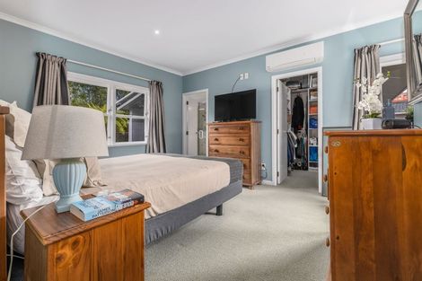 Photo of property in 6 Leybourne Avenue, Waikanae, 5036