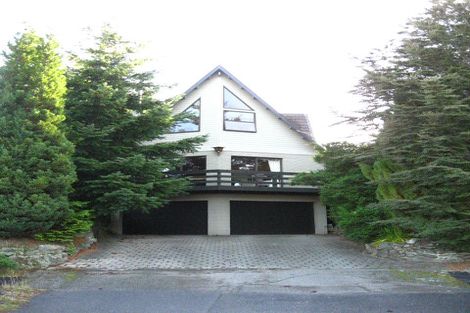 Photo of property in 8 Holly Court, Kelvin Heights, Queenstown, 9300