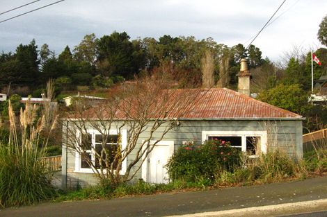 Photo of property in 17 Slant Street, Careys Bay, Port Chalmers, 9023