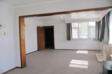 Photo of property in 15 Olivia Street, Stratford, 4332