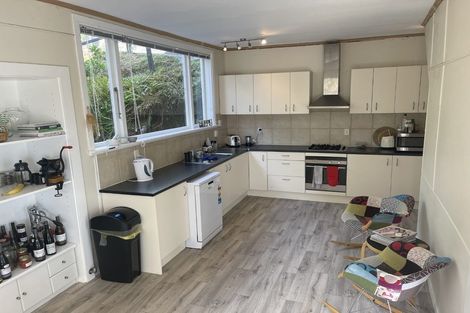 Photo of property in 39 Karepa Street, Brooklyn, Wellington, 6021