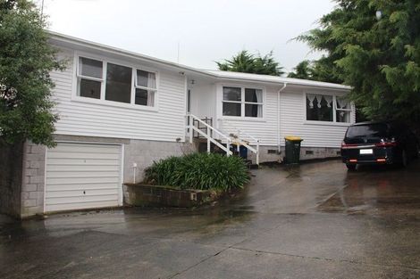 Photo of property in 102 Bond Crescent, Forrest Hill, Auckland, 0620