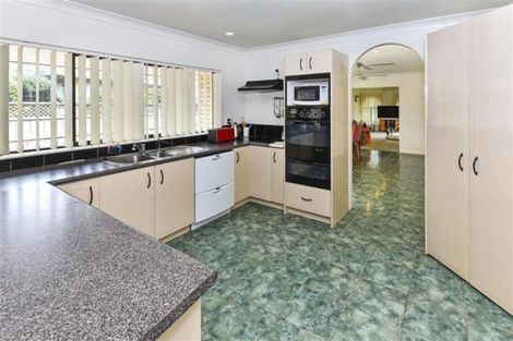 Photo of property in 71 Glenross Drive, Wattle Downs, Auckland, 2103