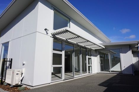 Photo of property in 11/93 Packe Street, Edgeware, Christchurch, 8013