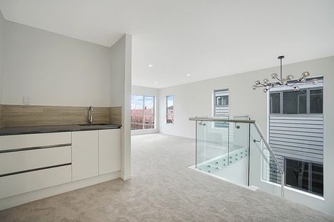 Photo of property in 32 Paripari Street, Flat Bush, Auckland, 2019