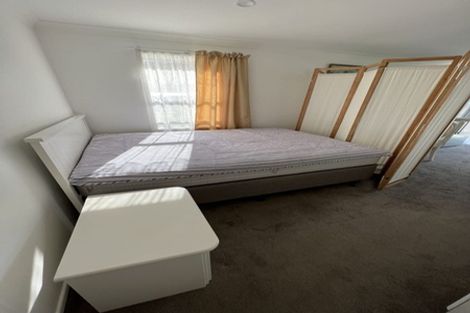 Photo of property in 127 Exmouth Road, Northcote, Auckland, 0627