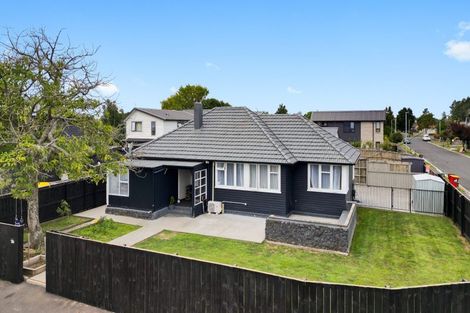 Photo of property in 22 Willis Street, Bader, Hamilton, 3206