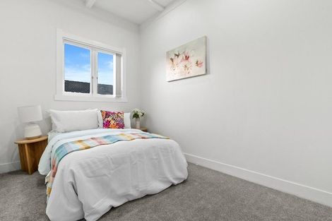 Photo of property in 76 Manuroa Road, Takanini, 2112